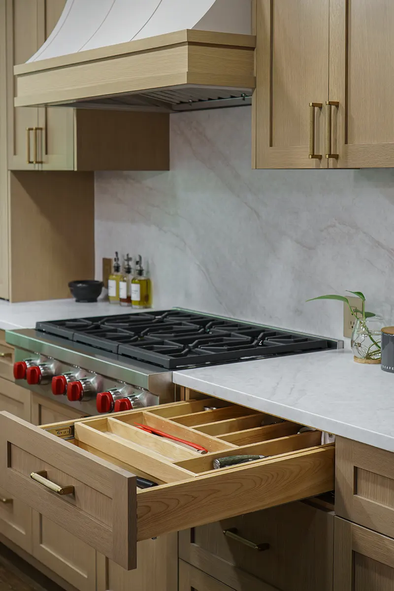 italiancustomcabinets-Projects-Kitchen-Bellevue-04